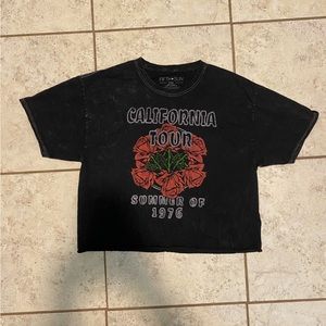 FIFTH SUN | California Tour Flower Crop Top Size Large